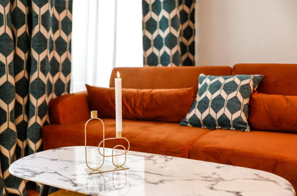 Montreux House | Marché 28 Guesthouse