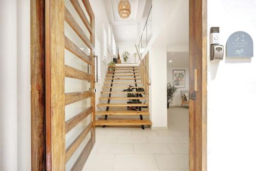Margate House | Margate Sea-Esta - Bargain Rates - Walk to beach