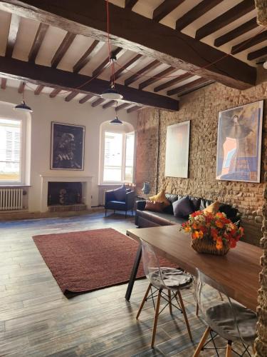 Oltretorrente Apartment | Margot76