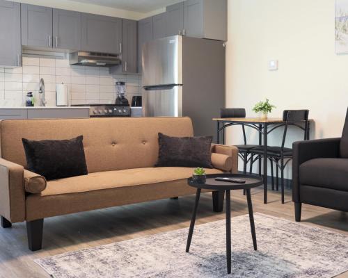 Kutzky Park Apartment | Maria Mayo