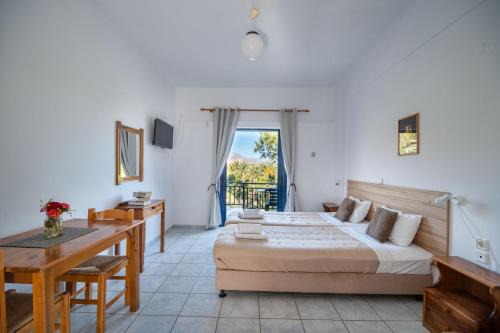 Fragkokastello Apartment | Maria's Studios