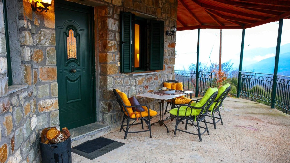 Terpsithea House | Marianda's House - Mountain Views & Rustic Charm