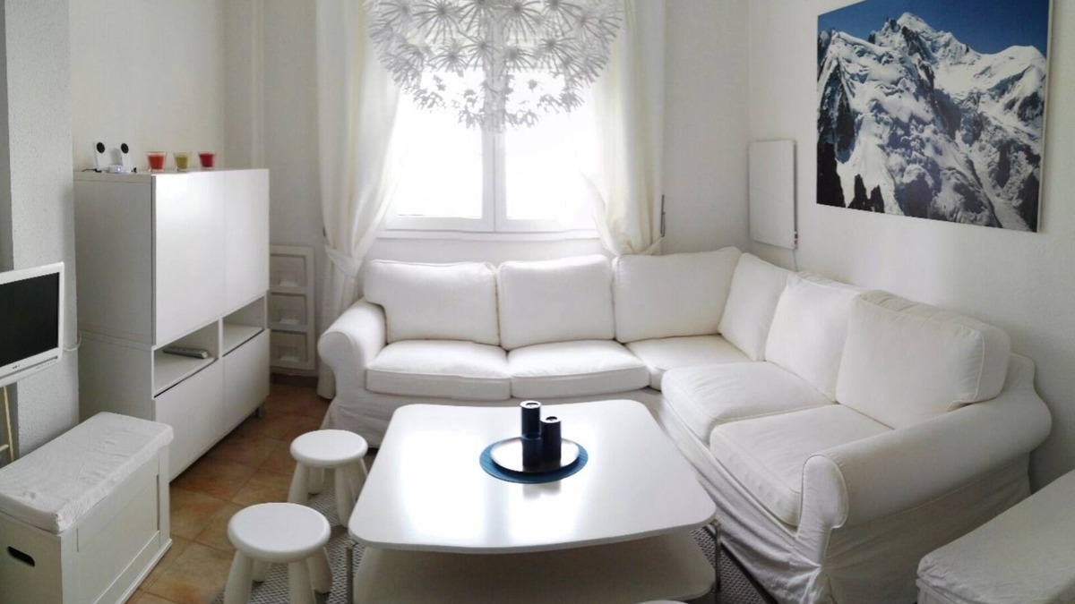 Pradollano Apartment | MARIBEL SKI, ON FOOT OF TRACKS