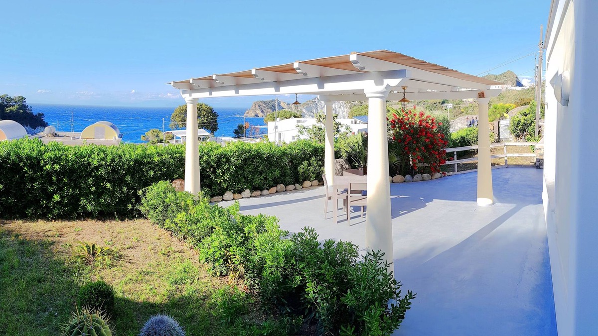 Le Forna House | Maridea Ponza - villa Brezza Marina, an oasis of serenity overlooking the sea