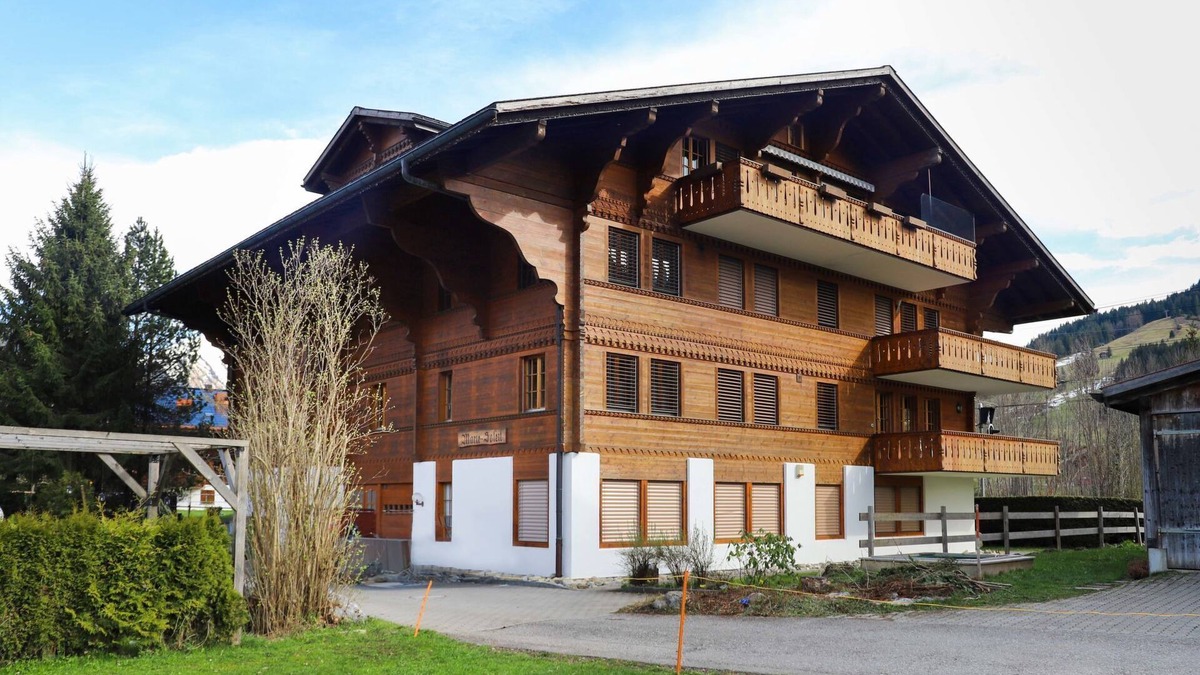 Saanen Apartment | Marie-Soleil Est by Interhome