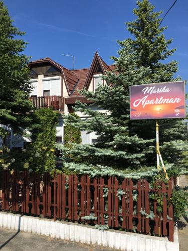 Szantod Apartment | Marika Apartman