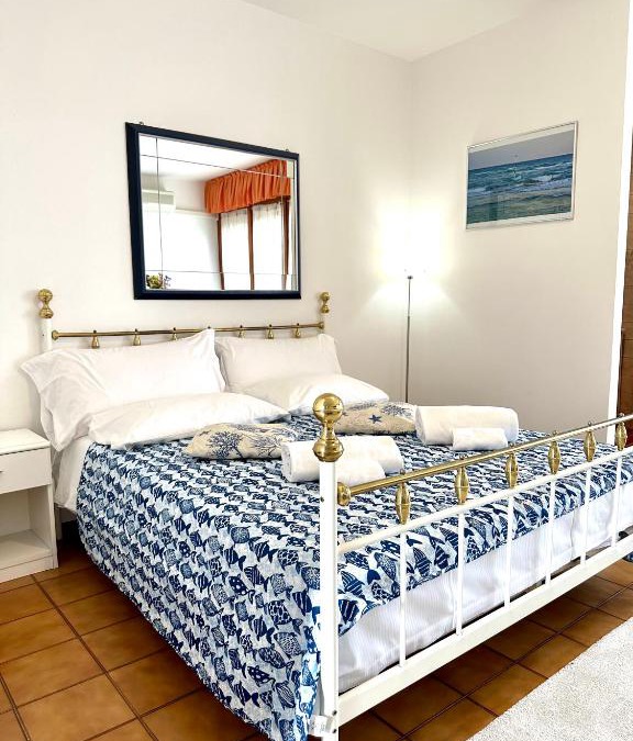 Aprilia Marittima Apartment | Marina Bay View Apartment