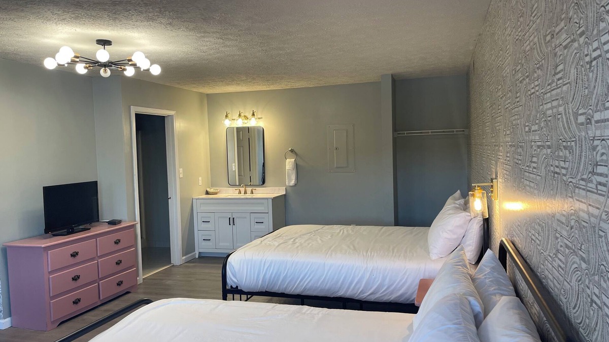 Cadiz Resort | Marina Hotel on Lake Barkley