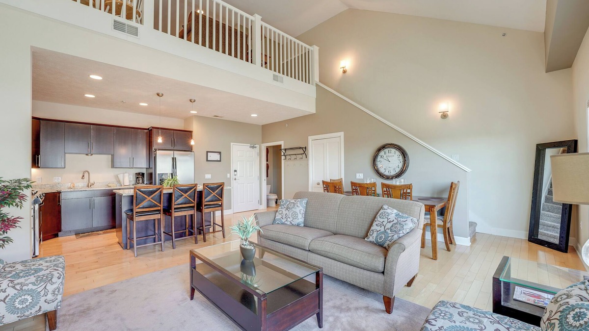 Spring Lake Condo | Marina, Pool & Balcony: Modern Spring Lake Condo