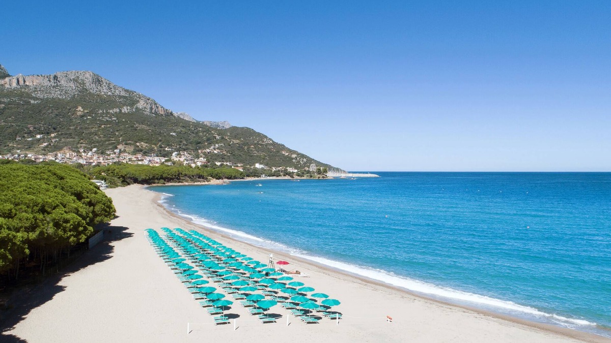 Lotzorai Hotel | Marina Torre Navarrese Resort