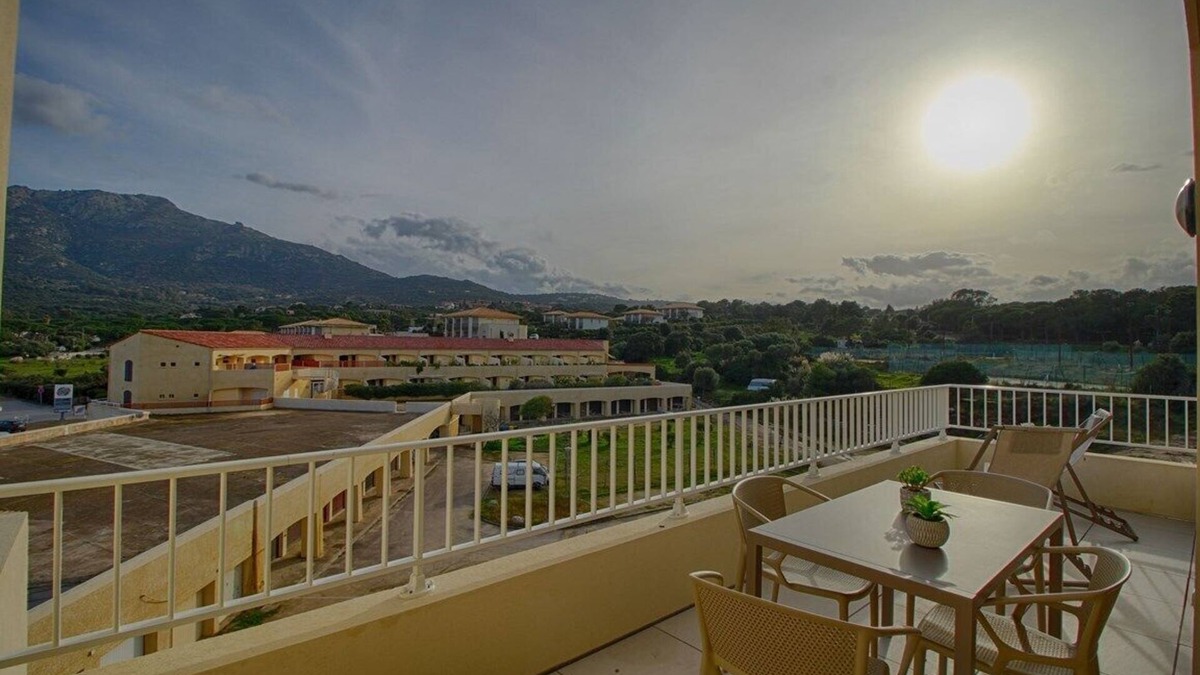 Marine de Saint Ambroggio Apartment | Marine di Sant'Ambroggio - Modern apartment with sea view - F2-A MARINA 4