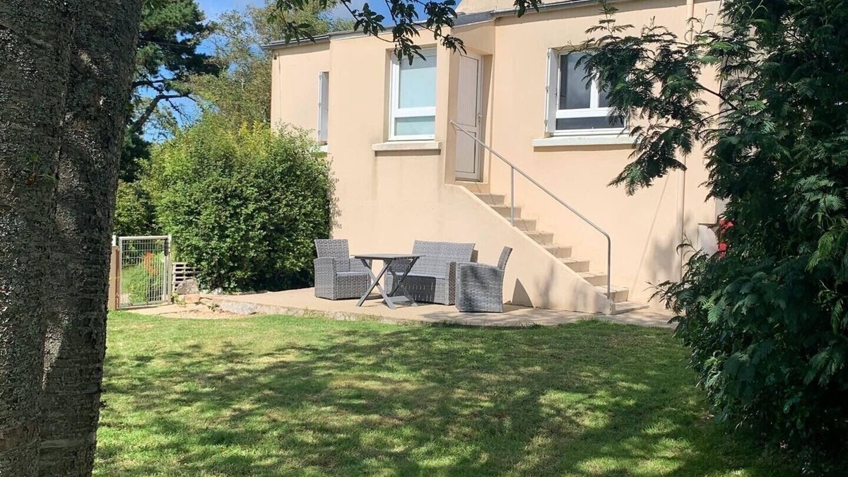 Plouhinec House | Marine gîte, ideal for a couple, between land and sea