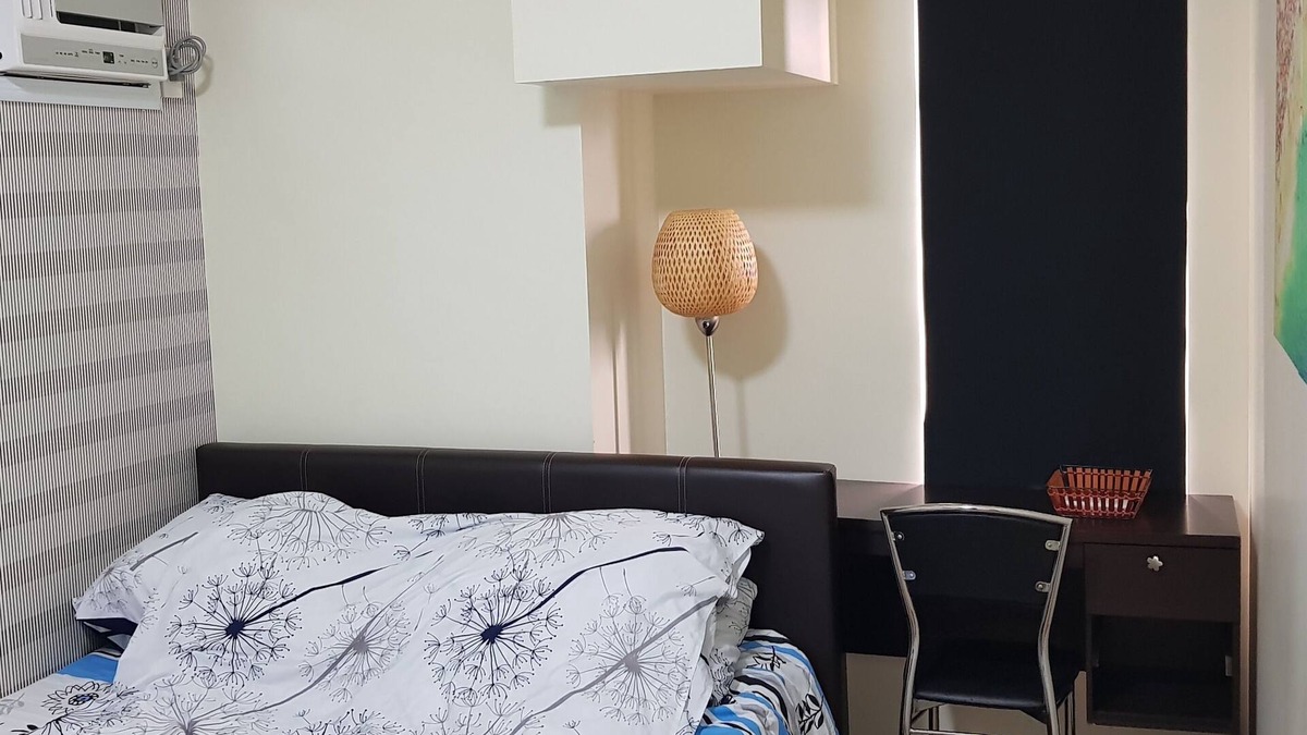 Apolonio Samson Condo | Mark's @ Zinnia with Netflix and Fast Internet