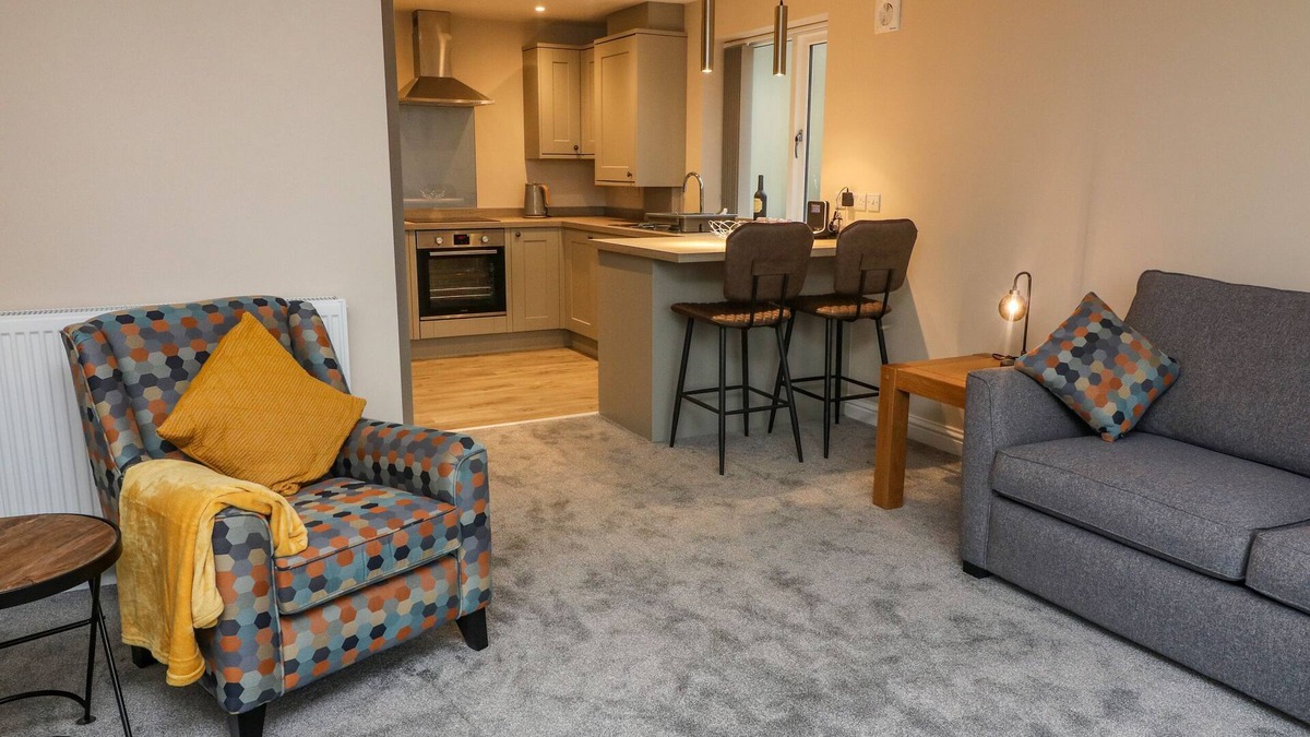 Clitheroe Cottage | MARKET LOUNGE, romantic, character holiday cottage in Clitheroe