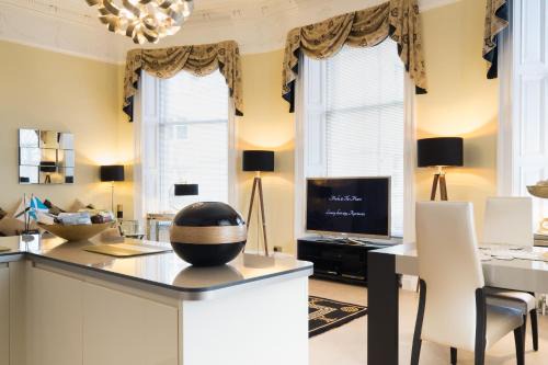 Central Aberdeen Apartment | Marks At The Manor Luxury Riverside Apartments - Sleeps up to 4, with Parking and Sky TV