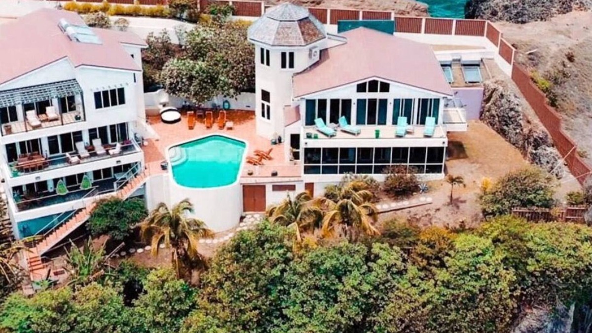 Lance aux Epines Villa | Marks Reef - Main Villa and Reef Villa
