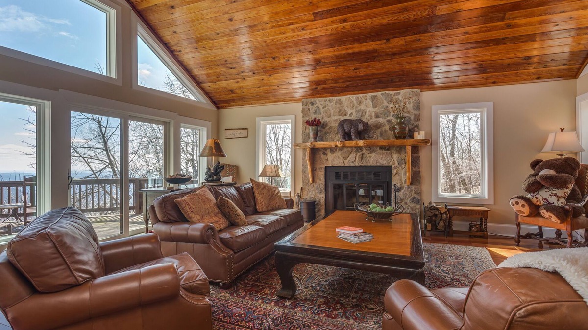 Chestnut Springs House | Marley's Cabin - a five star getaway on Wintergreen mountain