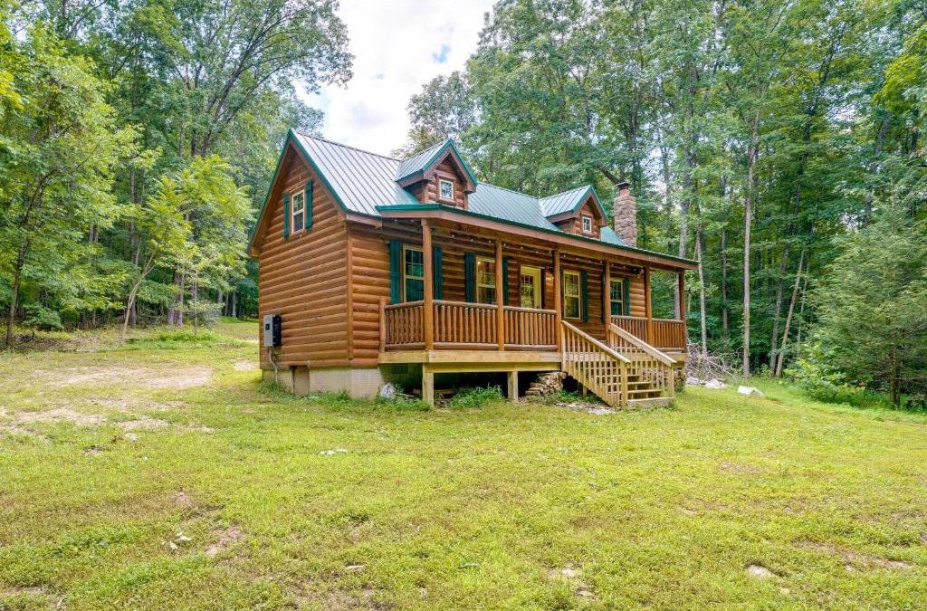 Marlinton House | Marlinton Cabin Rental with Greenbrier River Access!