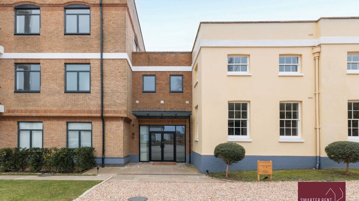 Marlow Apartment | Marlow - 2 Bed Flat In Gated Development