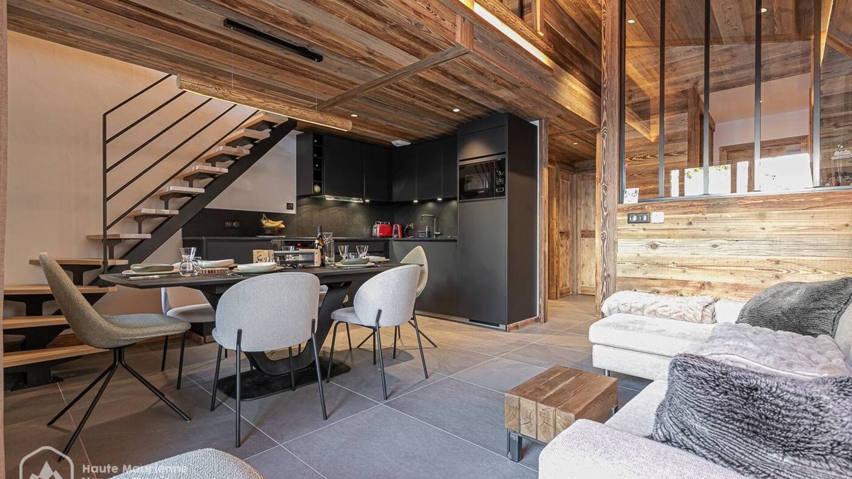Bonneval-sur-Arc Apartment | Marmotton 01 - Apartment next to the slopes with Nordic bath