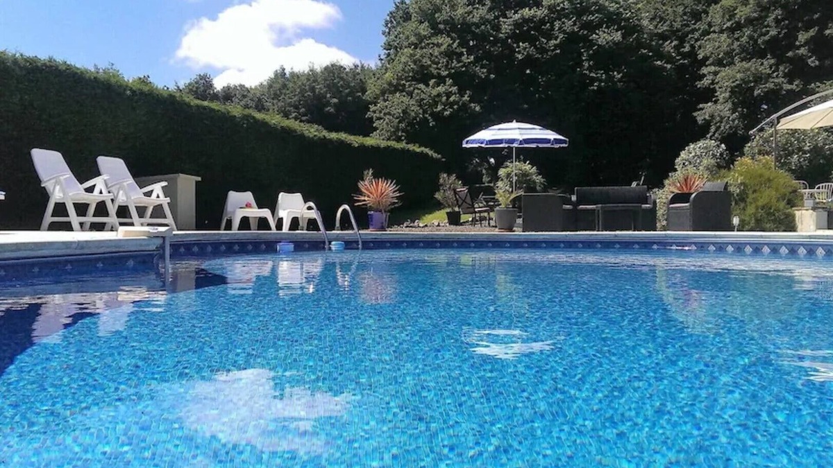 Callac Cottage | Maroux Vian (Hirondelle) Luxury country cottages