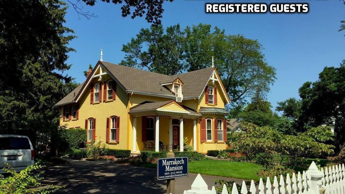 Old Town Historic District House | Marrakech Mansion: Pet friendly, 4 bedrooms, 3 bath. One block to Queen Street