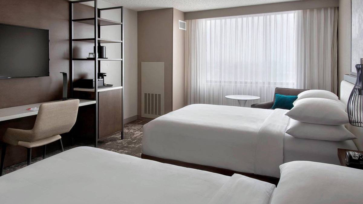 Newtonville Hotel | Marriott Albany
