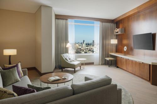 Kuwait City Hotel | Marriott Executive Apartments Kuwait City
