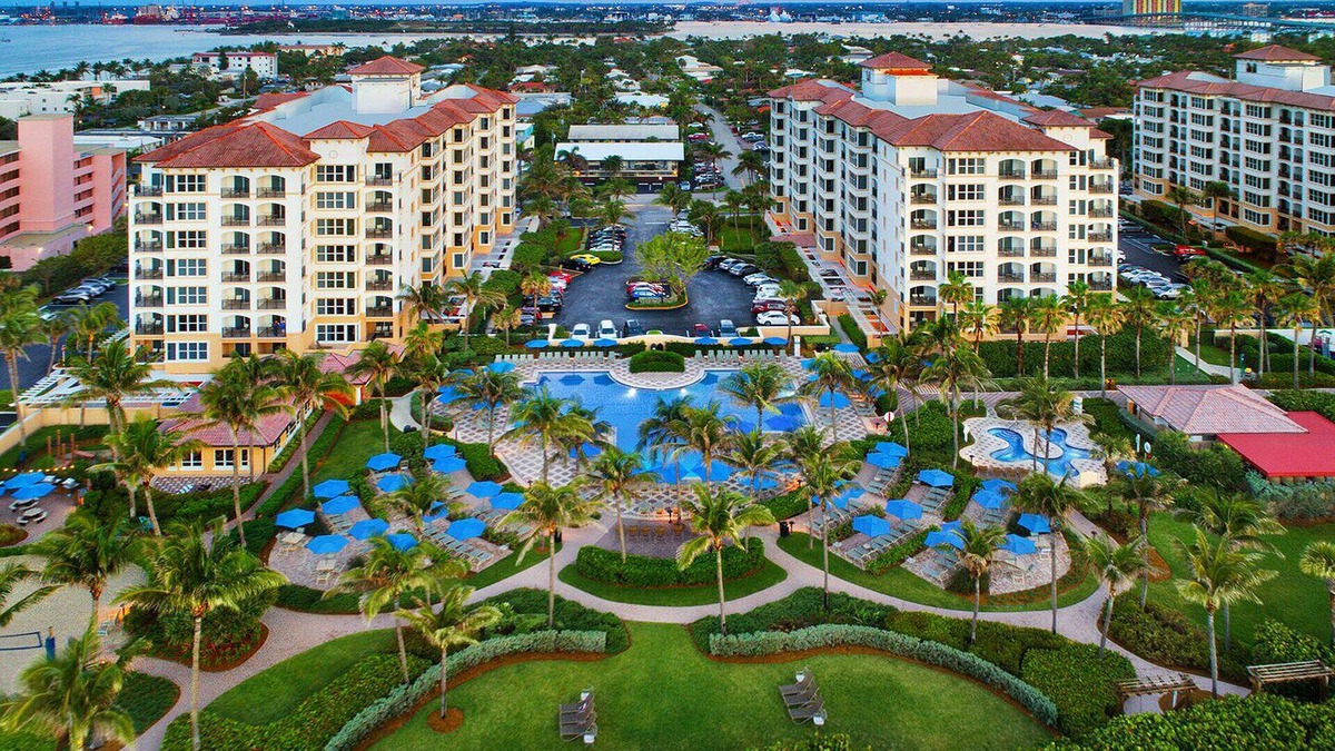 Palm Beach Shores Condo | Marriott Ocean Pointe - Spacious 1BR Condo - Full Kitchen - Oceanside