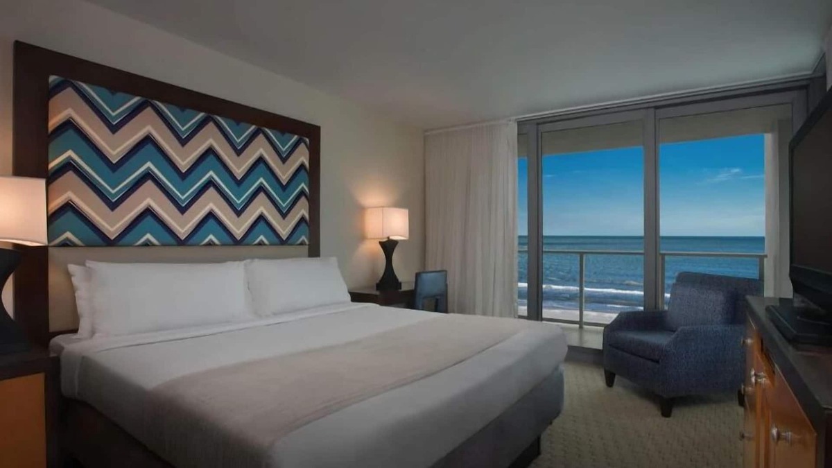 Collier County Resort | MARRIOTT'S CRYSTAL SHORES - stunning 3 bdrm property in Marco Island, Fl.