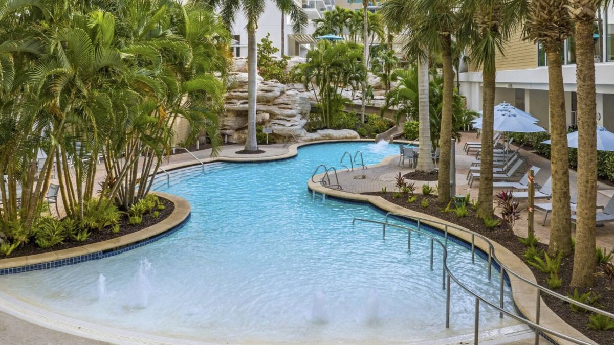 Collier County Resort | Marriott's Crystal Shores Marco Island -Oceanfront Villa - 2 Bedrooms - Sleeps 8