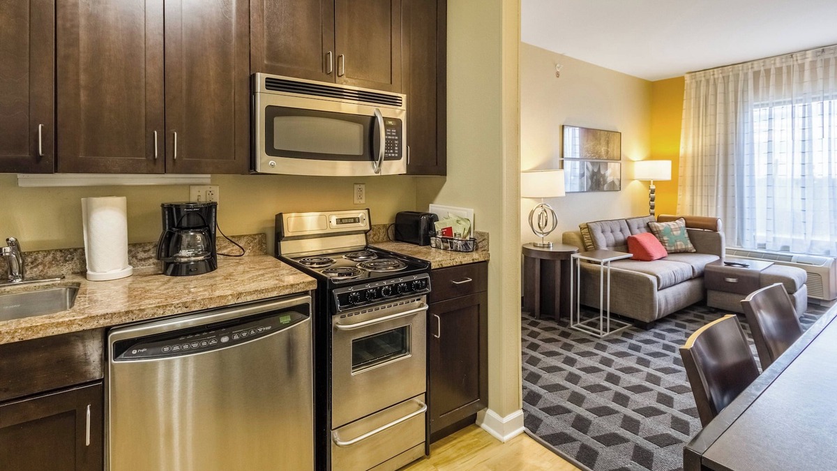 Murlin Heights Hotel | Marriott TownePlace Suites Dayton North