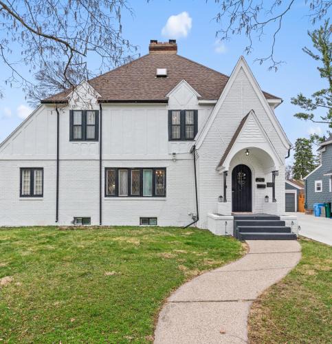 Lansing House | Martha Vineyard