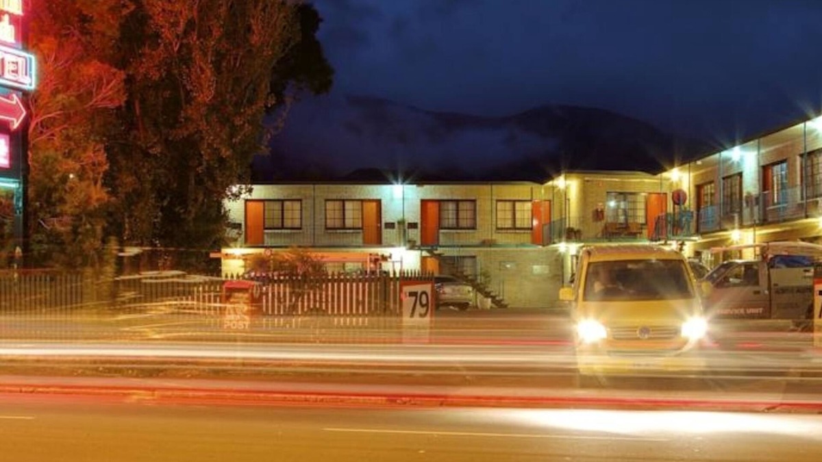 Moonah Hotel | Martin Cash Motel
