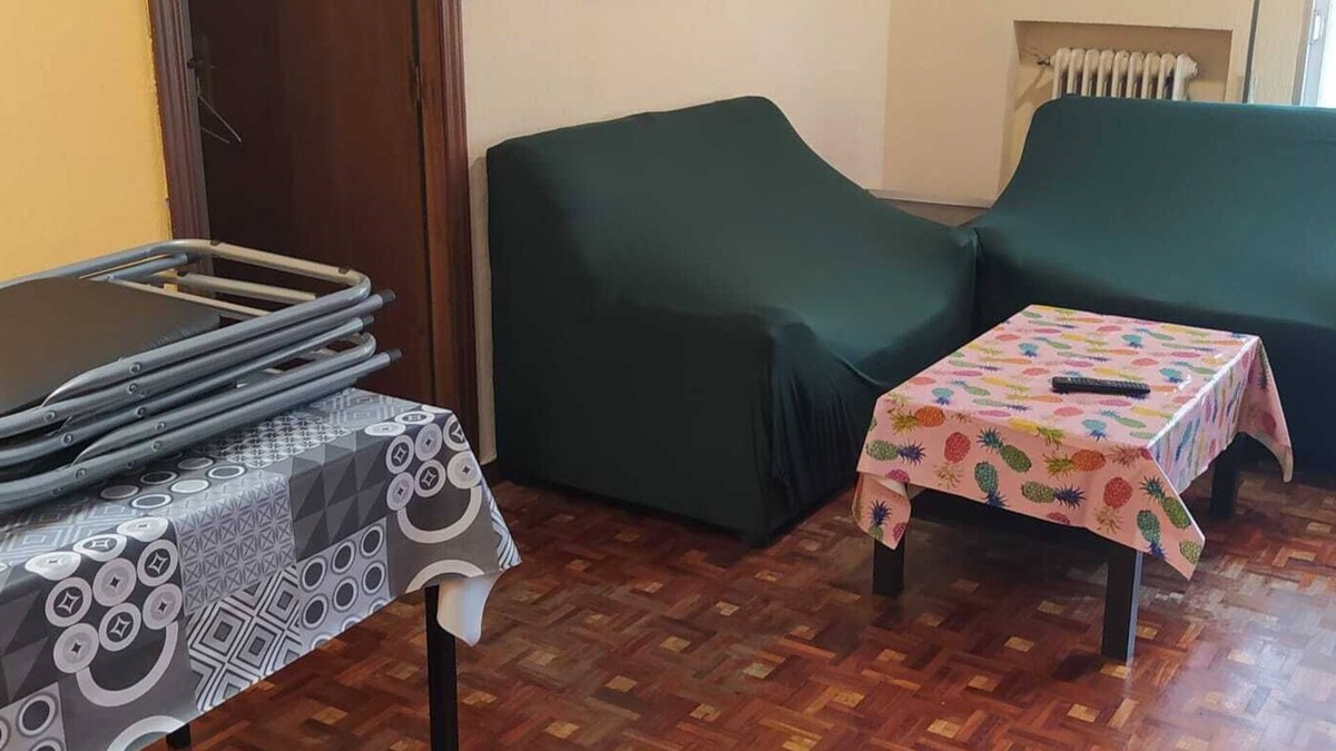 Mostoles Apartment | Marvelous 2-bedroom apartment with WiFi in Móstoles
