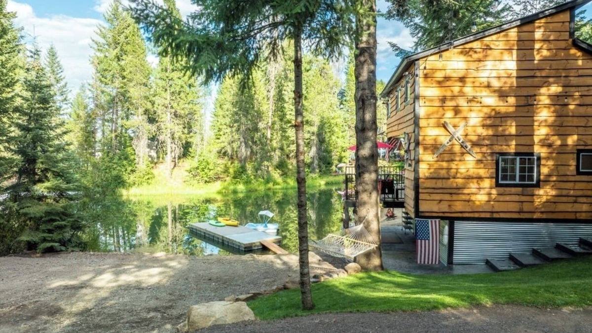 Priest River Cabin | Marvelous 3-bedroom cabin located on beautiful Priest River