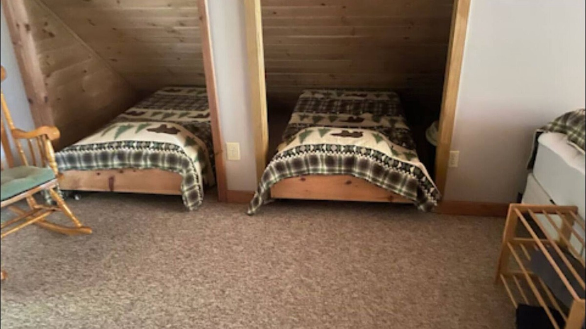 Old Forge Ski Chalet | Marvelous 3-bedroom chalet in Old Forge