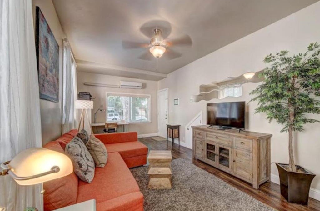 Midtown Sacramento Apartment | Marvelous Midtown Stay with a Modern Twist
