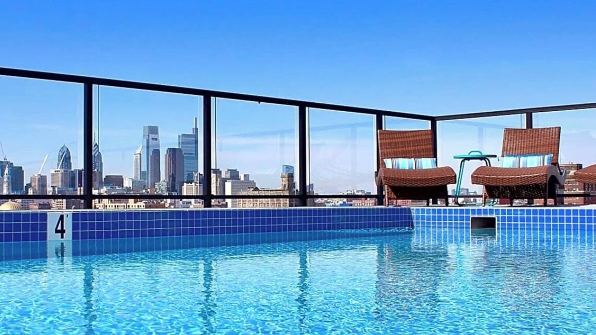 Olde Kensington Apartment | Marvelous Studio in Philly – Rooftop Pool & Gym