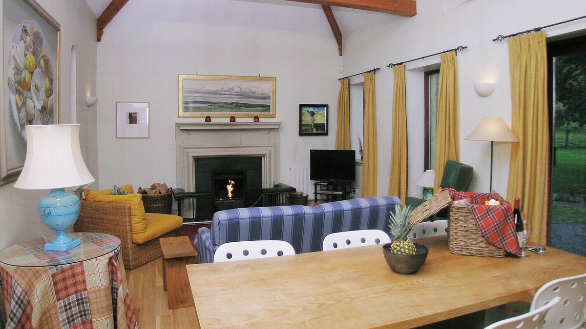 Castle Douglas Cottage | Marwhin Cottage - SWWS