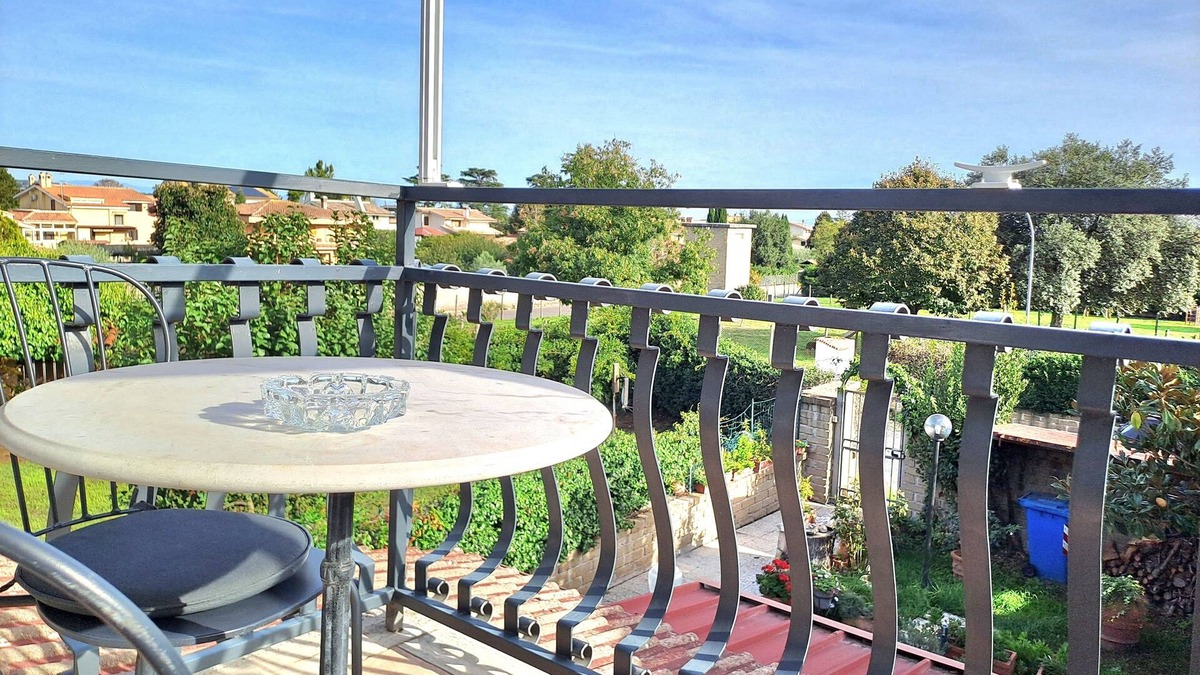 Lake Bracciano Apartment | Mary's house apartment 950 mt station for Rome
