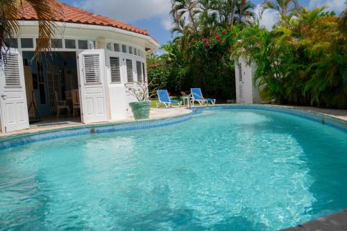 Holder's Hill Villa | Marzalea