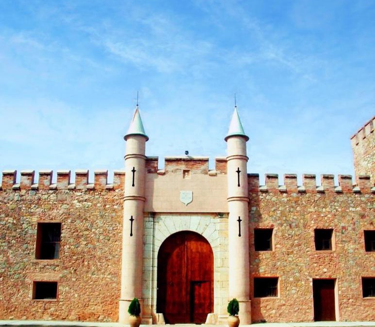 Altura House | MASÍA de SAN JUAN CASA NÚMERO 15 en Castillo con piscina, Aire Acondicionado y terraza privada