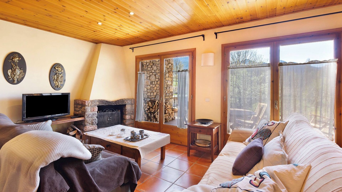 Das Other | 'Mas Cal Gintó' with Mountain View, Private Terrace and Wi-Fi