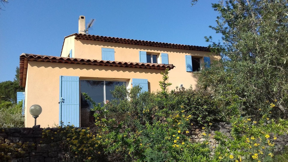 Lorgues House | Mas Chardons Bleus 130 m2 6 people garden 4000 m2 natural and quiet area