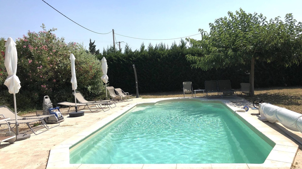 Valreas Other | Mas de caractère with swimming pool facing the owner's vineyard
