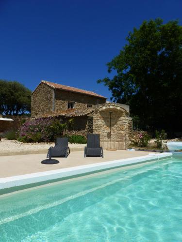 Bollene Bed & Breakfast | mas de costebelle