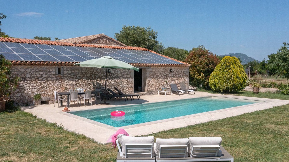 Viols-en-Laval Villa | Mas de l'Avit – Vacation villa near Montpellier with pool, view and enclosed garden