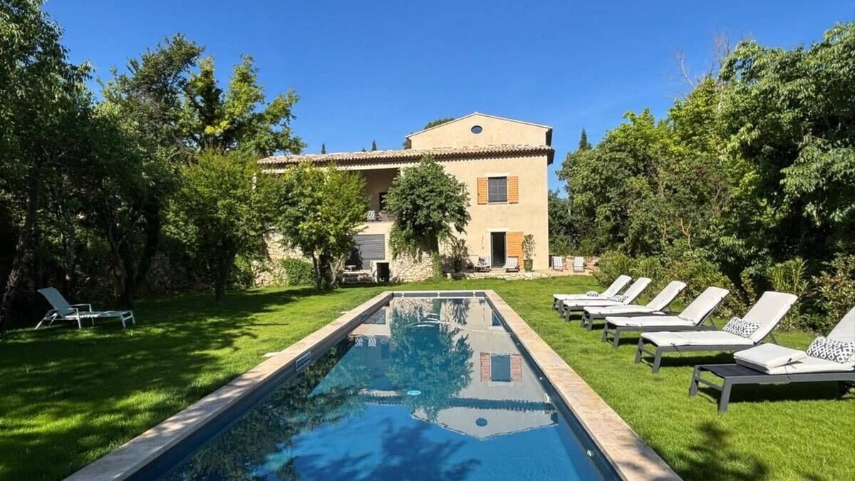 Le Puy-Sainte-Reparade House | Mas des Oliviers, Superb Provençal villa