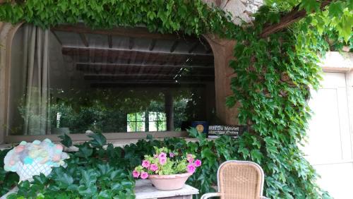 La Capelle-et-Masmolene Bed & Breakfast | Mas du Moutet